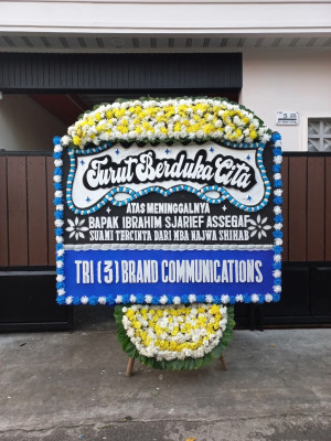 Papan Bunga Duka di Ngawi